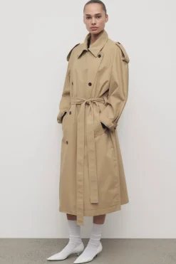 Dester Coat