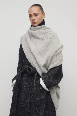 Mantia Scarf