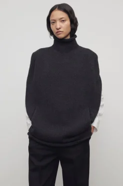 Meo Turtleneck