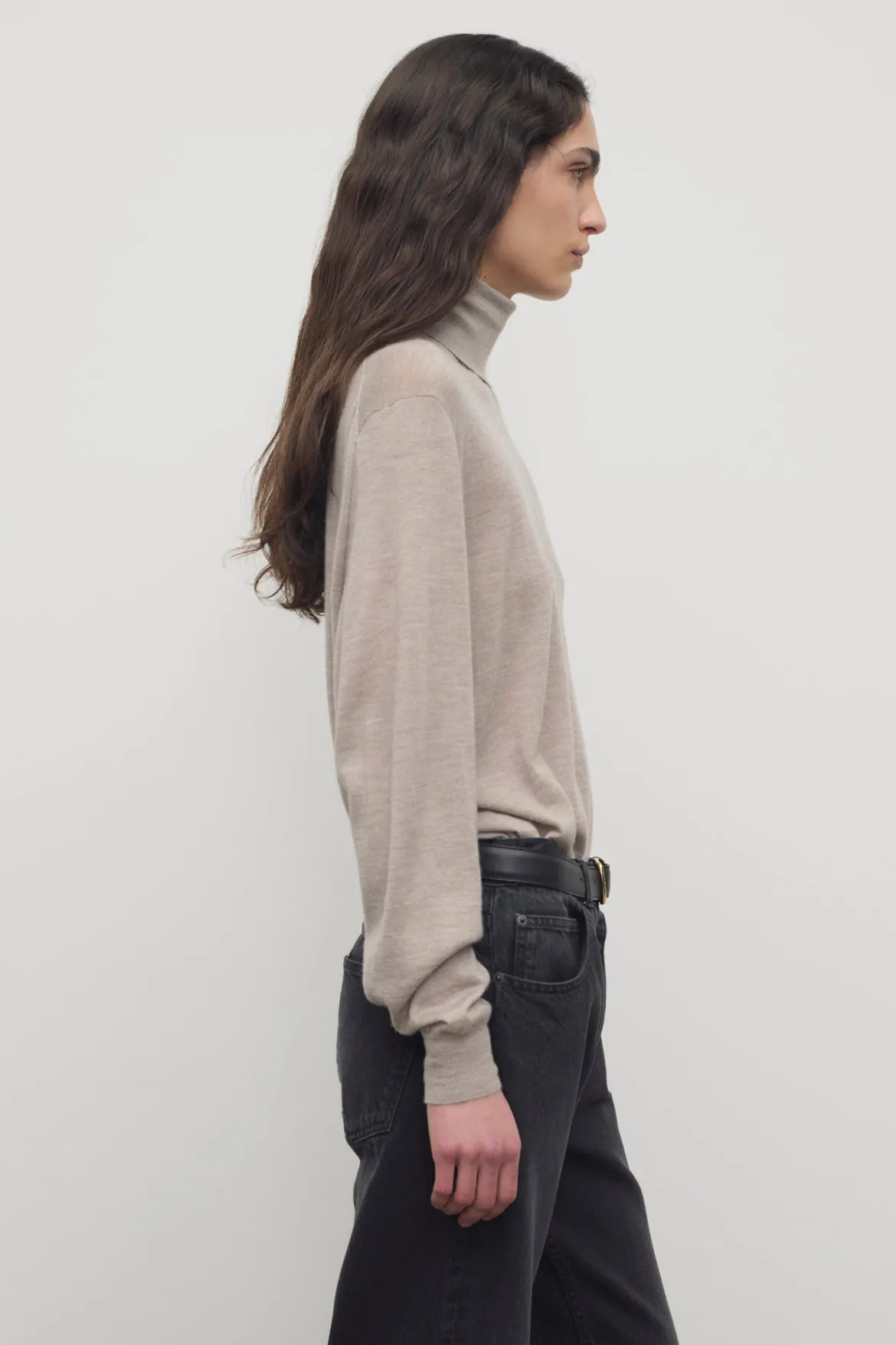 Nabari Turtleneck