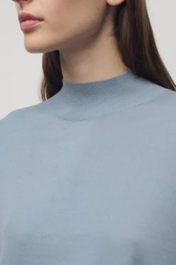 Nari Top