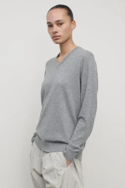 Nian Sweater