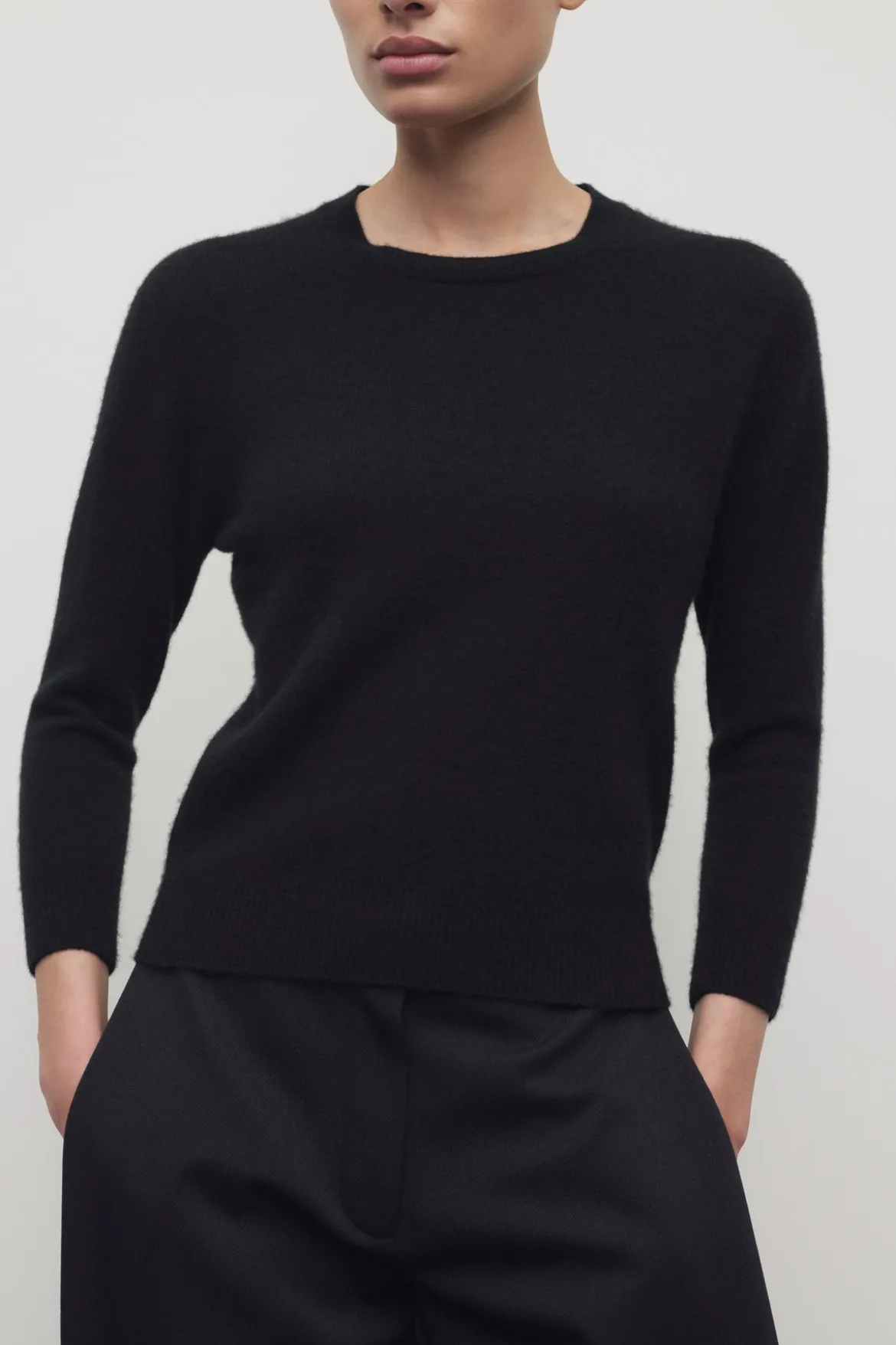Noler Sweater