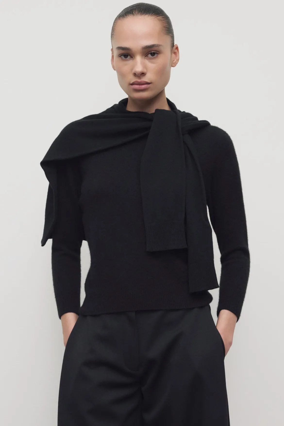 Noler Sweater