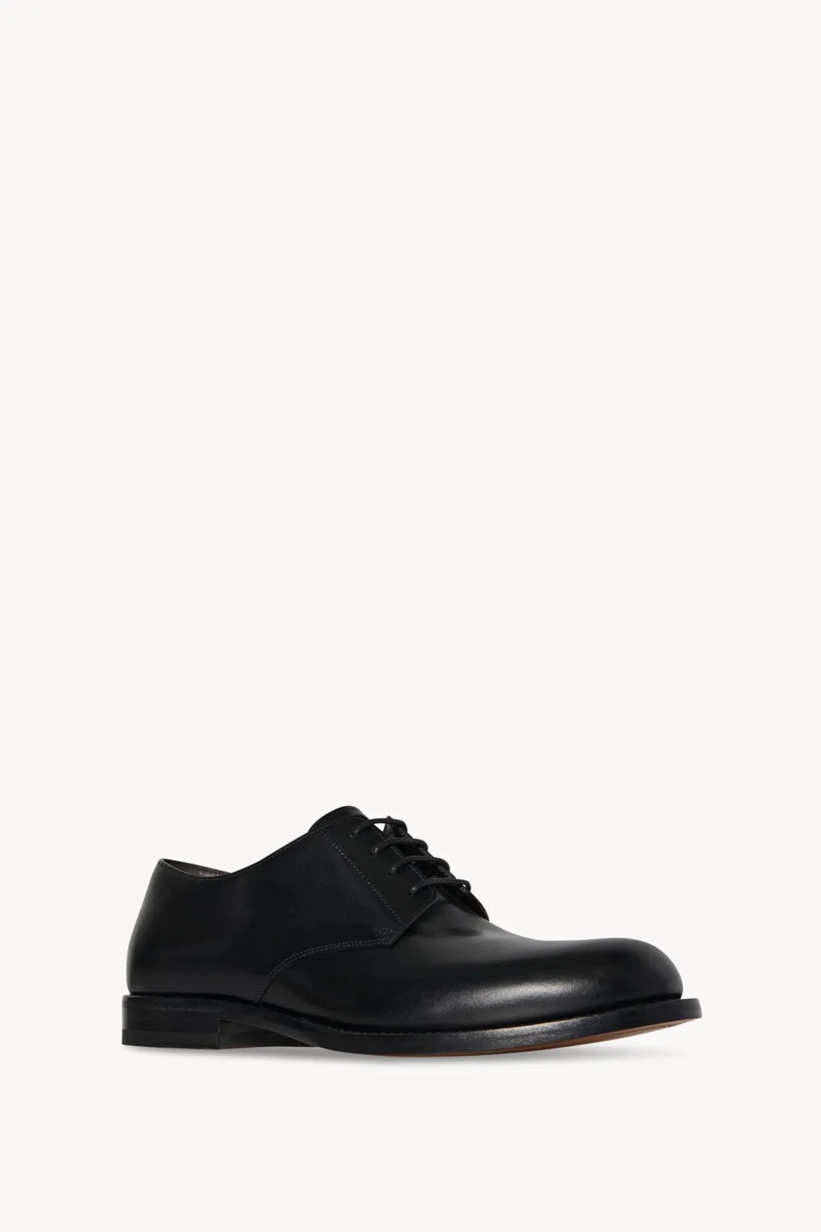 Novus Derby Shoe