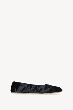 Round Ballet Flat