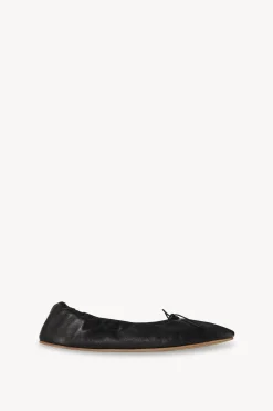 Round Ballet Flat