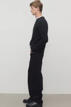 Vasil Jean